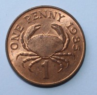 1 пенни 1985г. Гернси. Краб, состояние XF - Мир монет
