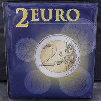  Альбом Линдер для  монет 2 Евро, с 2004-2013г.г., с 11 иллюстрированными листами, и листы можно добавлять,их всегда можно купить в нашем магазине. Наружный формат 215х230х48мм. Германия. - Мир монет