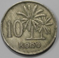 10 кобо  1976г. Нигерия, Кокосовые пальмы, состояние VF - Мир монет