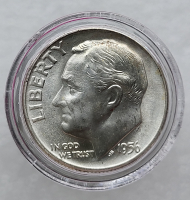 10 центов 1956 г США "Roosevelt Dime".Не была в обращении. Серебро 900 пробы, вес 2,5гр - Мир монет