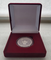 Футляр  (92х92х40мм) для одной монеты в капсуле, диаметр ячейки 49 мм-для австралийских долларов Лунар и других ,  светло-бордовый. - Мир монет