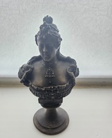 Бронзовый  бюст императрицы  Анны  Иоановны. состояние новой вещи. - Мир монет