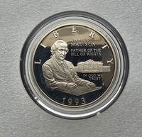 1/2 доллара 1993г. США. Джеймс Мэдисон. Билль о правах ,  серебро 0,900, вес 12,5 грамма. Пруф. подарочная коробка, сертификат подлинности. - Мир монет