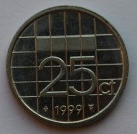 25 центов 1999г.  Нидерланды, никель, состояние VF - Мир монет