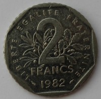 2 франка 1982г. Франция, состояние XF - Мир монет