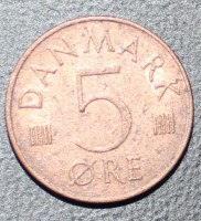 5 эре 1983г. Дания, плакированая медь, состояние VF. - Мир монет
