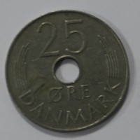 25 эре 1975г. Дания, медно-никелевый сплав ,состояние XF. - Мир монет