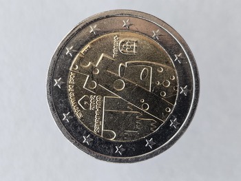 2 евро 2012г. Португалия. Гимарайнш-Культурная столица Европы  , из ролла - Мир монет