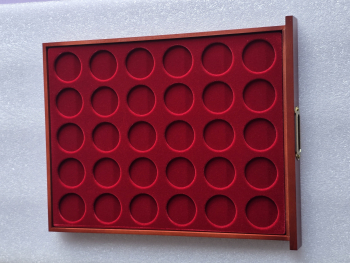 Бокс  Лигнум  для 30  монет в капсулах КАПС 33 с отделкой под красное дерево  Leuchtturm. Германия - Мир монет