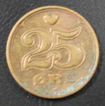 25 эре 2007г. Дания, бронза ,состояние XF+ - Мир монет