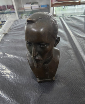Бюст Ф.Э. Дзержинского- "Железного Феликса", бронза, СССР. - Мир монет